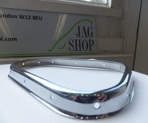 BD19981 Gear Lever Gaiter Finisher